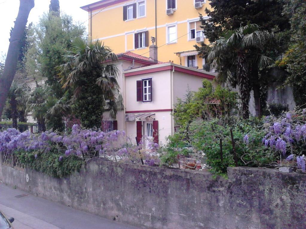 Room Sarah Rijeka Exterior photo